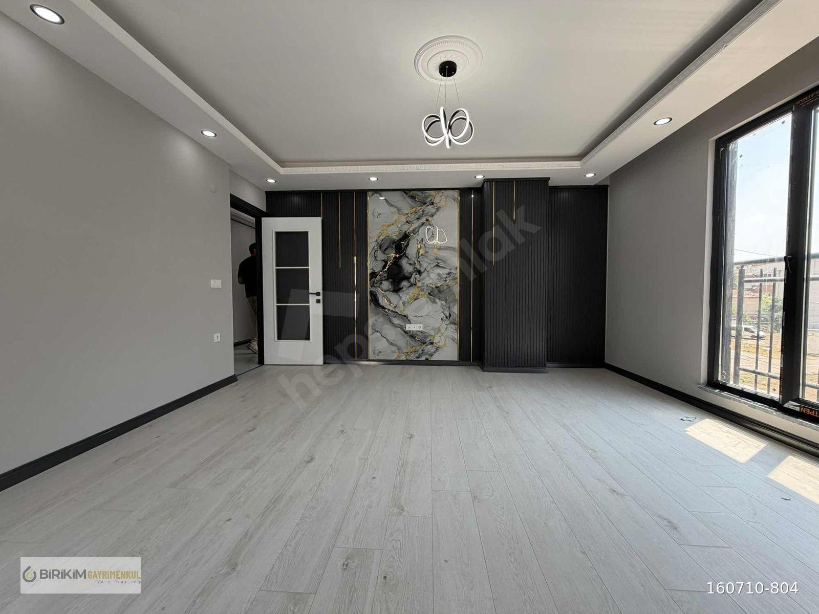 DARICA MARMARAY DURAĞINA ÇOK YAKIN 3+1 120m2 LÜX ARAKAT