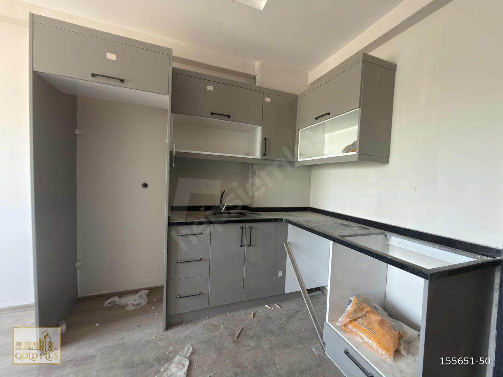 OSMANGAZİDE SATILIK AZ KATLI 1+1 YATIRIM İSTEYENLERE