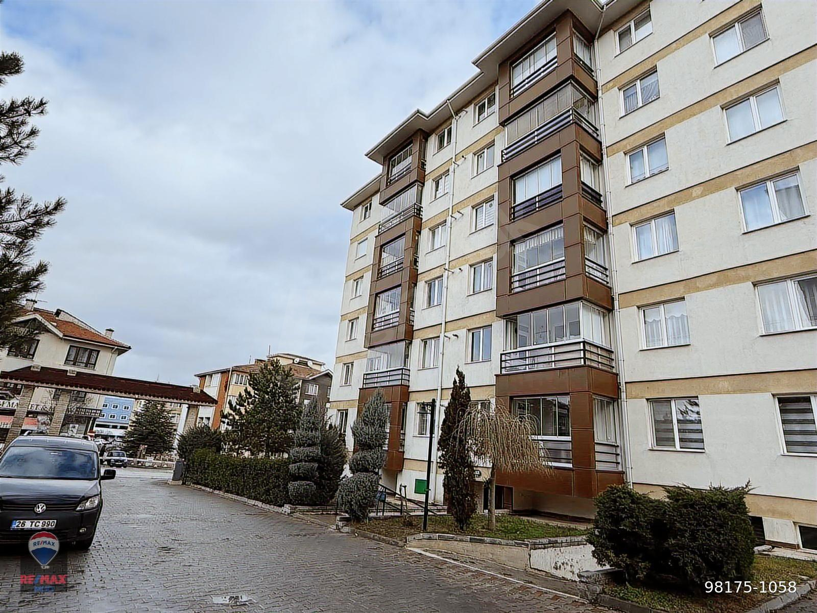 RE/MAX.MOD'DAN BATIKENTTE BAKIMLI 3+1 GENİŞ DAİRE