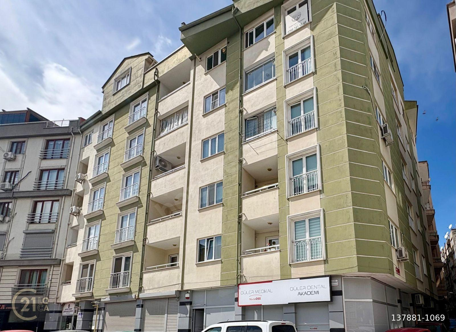 C21 LOCA'DAN ALTIEYLÜLDE SATILIK 2+1 DAİRE