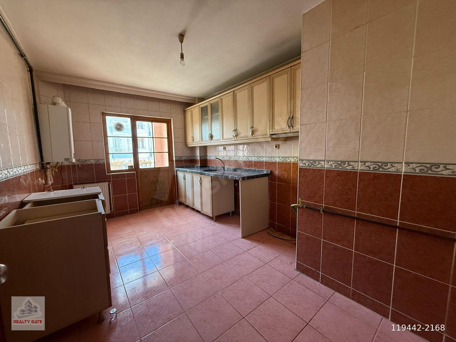 YÜKSELTEPE GÖBEKTE 3+1 1.KAT BOŞ KİRALIK DAİRE