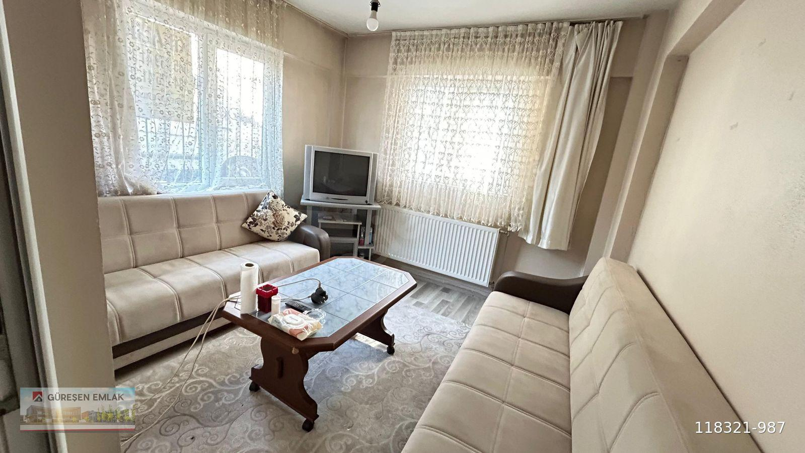 KIYIK CAD. YAKINI EŞYALI 2+0 YARI BODRUM KAT KİRALIK DAİRE