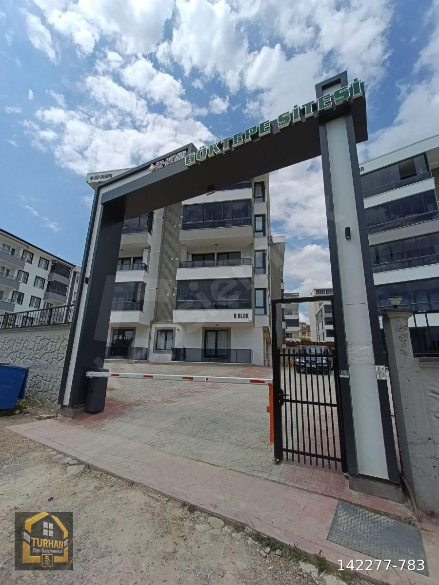 SATILIK 2+1 SIFIR LÜKS DAİRE 90 M2 EBEVEYN BANYOLU ARA KAT
