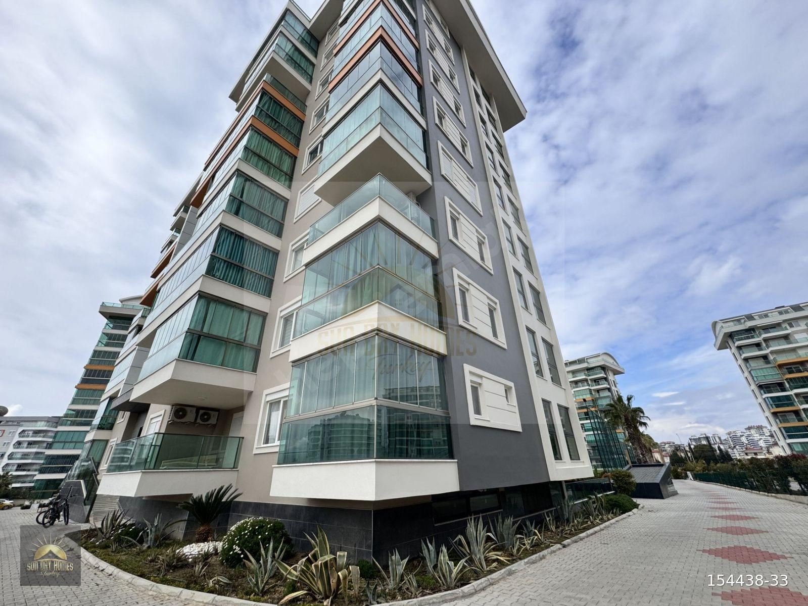 AVSALLAR’DA SİBERLAND OLIVE GARDEN SİTESİNDE DENİZ MANZARALI 2+1 EŞYALI SATILIK DAİRE