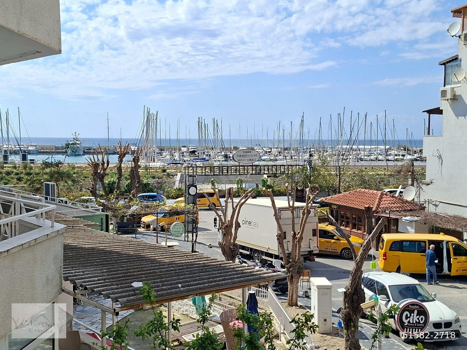 KUŞADASI MARİNA BÖLGESİNDE MANZARALI KİRALIK DAİRE