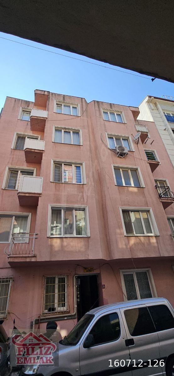 POSTANE KARŞI ARA SOKAĞINDA 2+1 SATILIK DAİRE