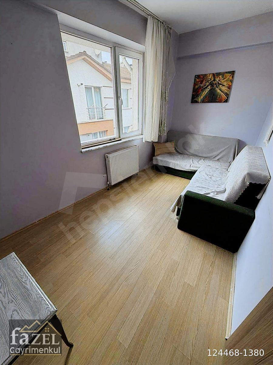 FAZELDEN ESENLİ CADDESİNE 10 METRE EŞYALI 1+1