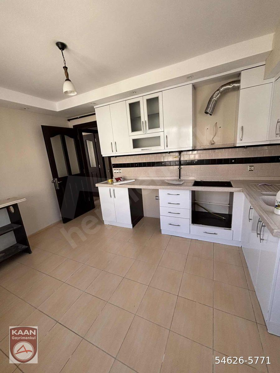 Kaan Emlak tan 3 + 1 ara kat yeni evleneceklere kiralık daire