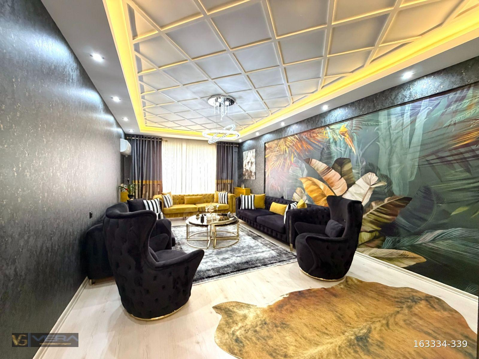 GÜVENEVLERDE SİTE İÇİNDE GENİŞ 3+1 SATILIK DAİRE | 140 M² NET