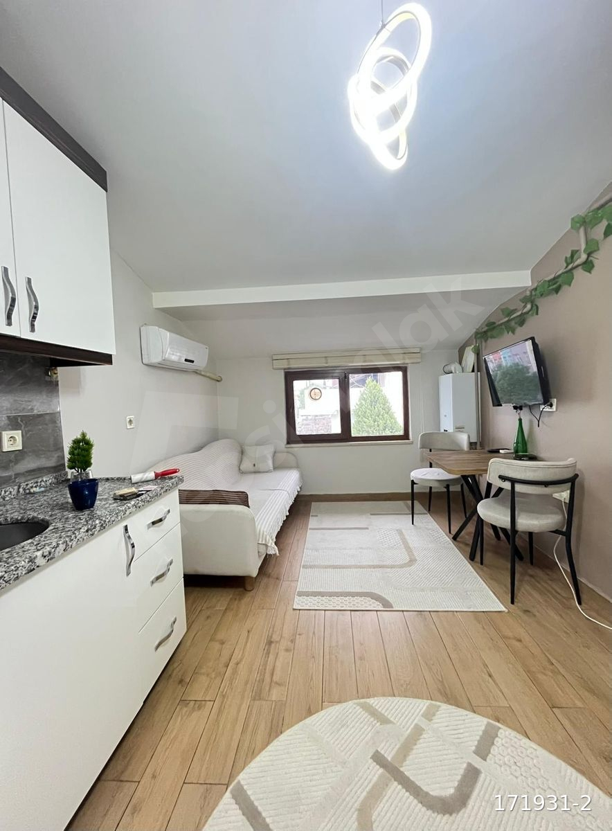 Ticaret Borsası Okulu Yanı Full Eşyalı Klımalı Ultra Lüks Apart