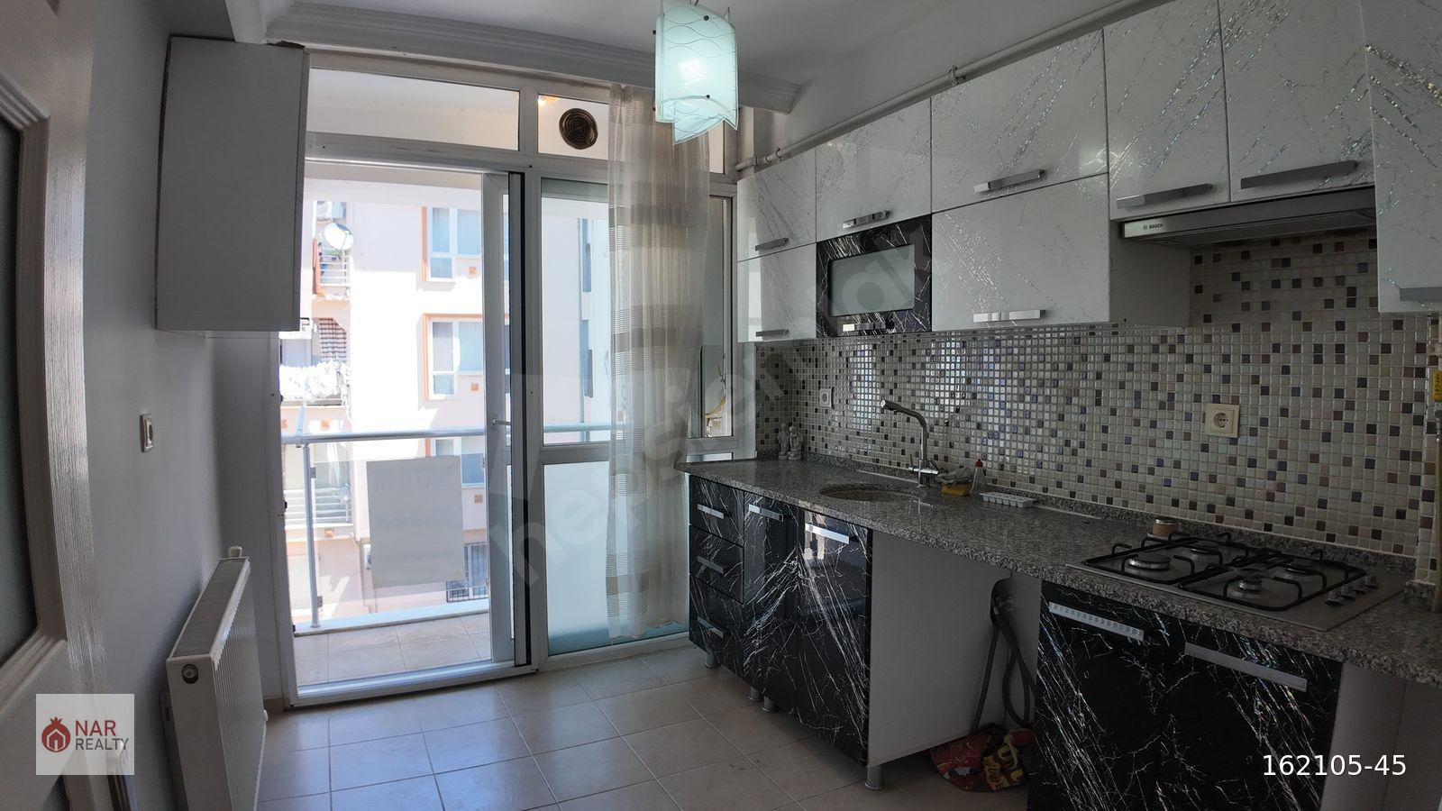 MANİSA YUNUSEMRE AKMESCİT MAHALLESİNDE SATILIK 3+1 ARAKAT DAİRE
