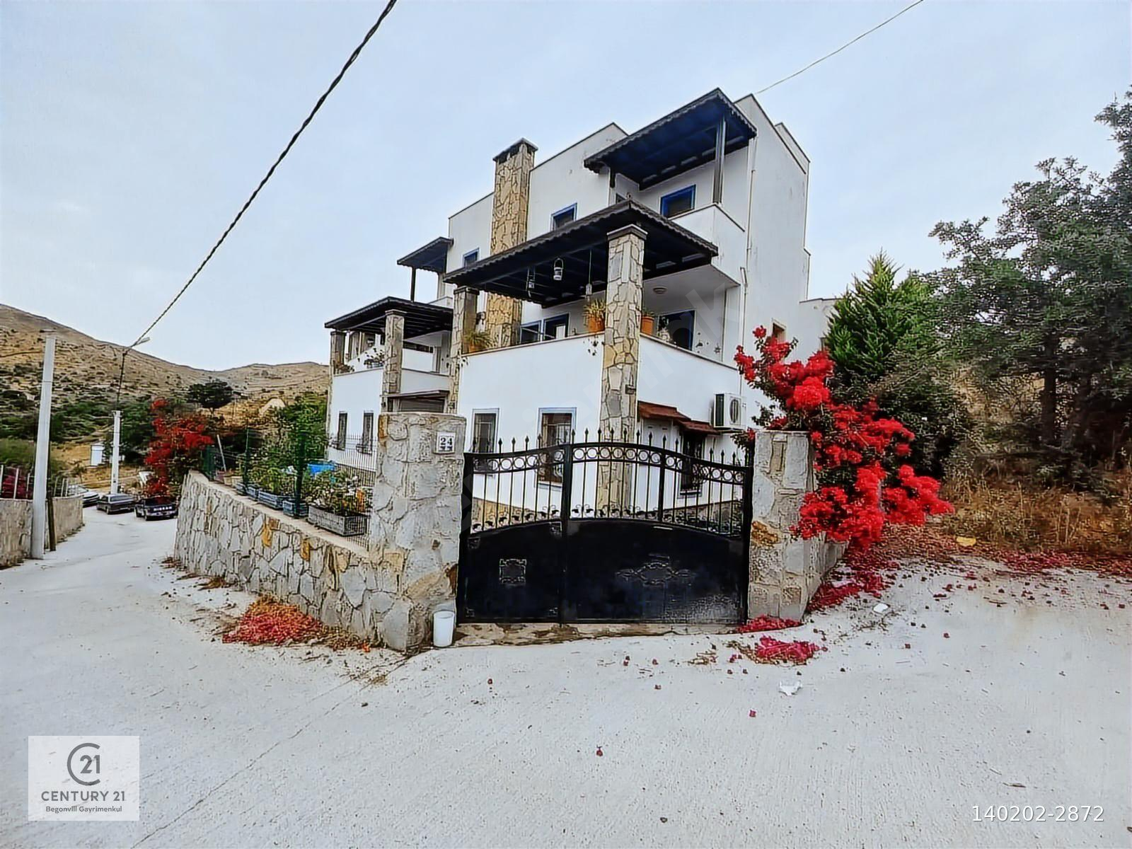 BODRUM DEREKÖYDE ÇOK TEMİZ KİRALIK EŞYALI 2+1 DUBLEKS DAİRE