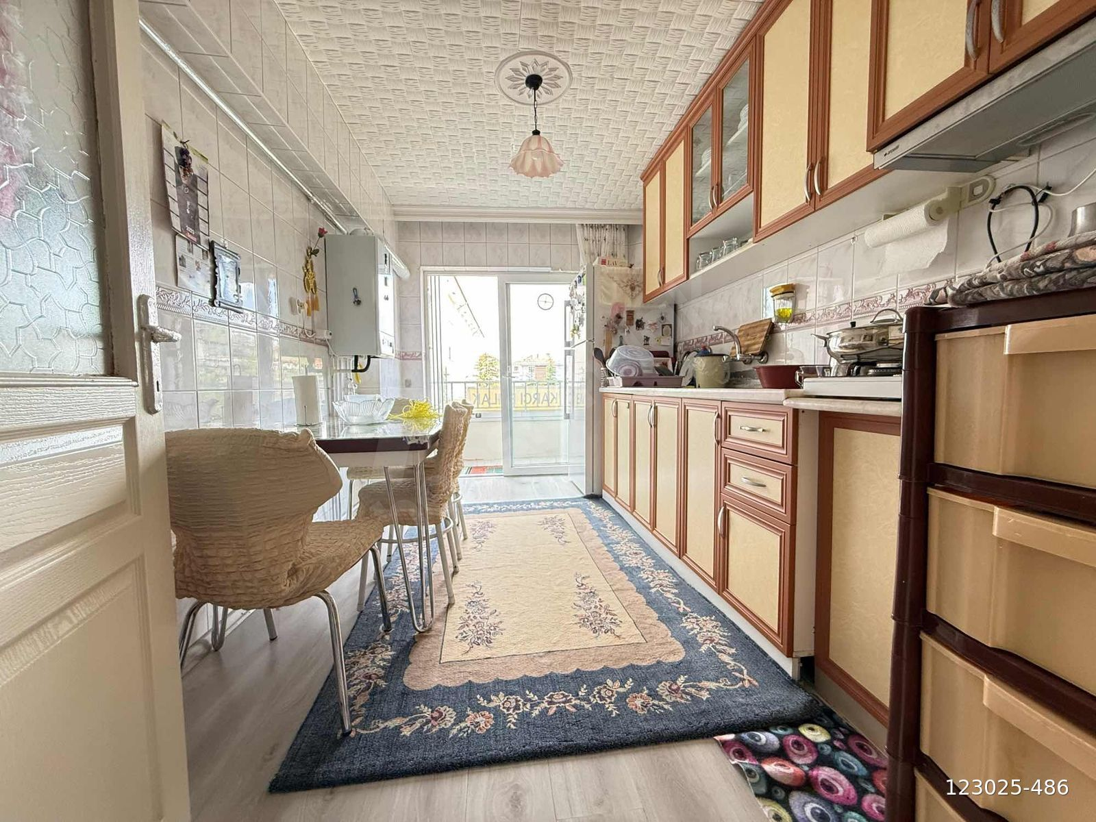 ELVAN MAH'DE ÇİFT BANYO ÇİFT BALKON GENİŞ M2 SATILIK 4+1 DAİRE