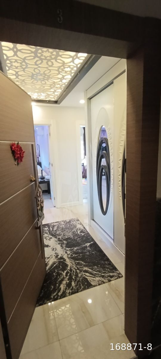 DÖŞEMEALTI HAVUZLU SİTE İÇERİSİNDE SATILIK 3+1