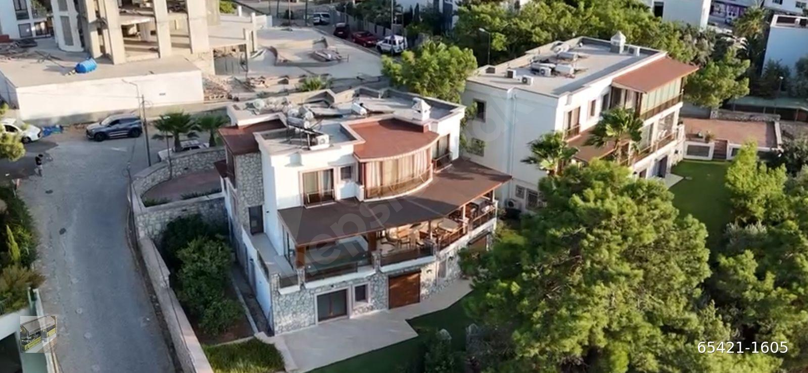 BODRUM’UN MERKEZİNDE ELİT SİTE İÇİNDE 3+1 ÜST KAT..
