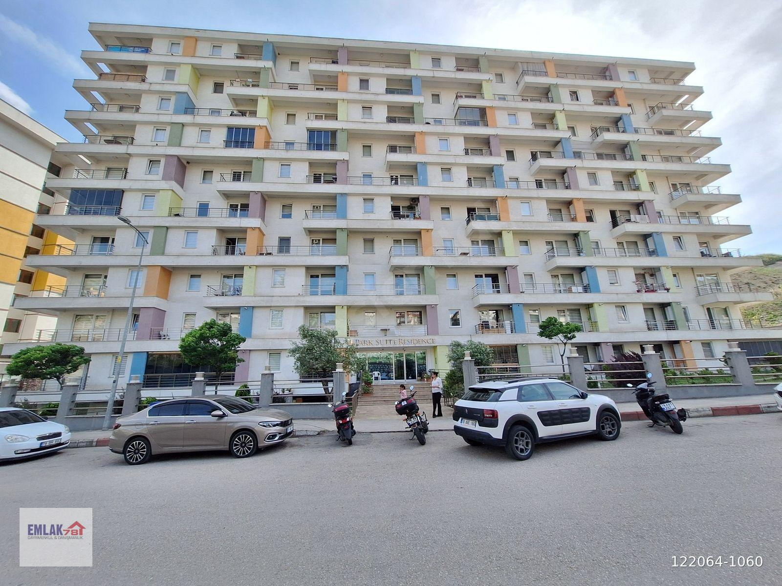 ÜNİVERSİTE MAHALLESİNDE SATILIK EŞYALI 1+1 DAİRE