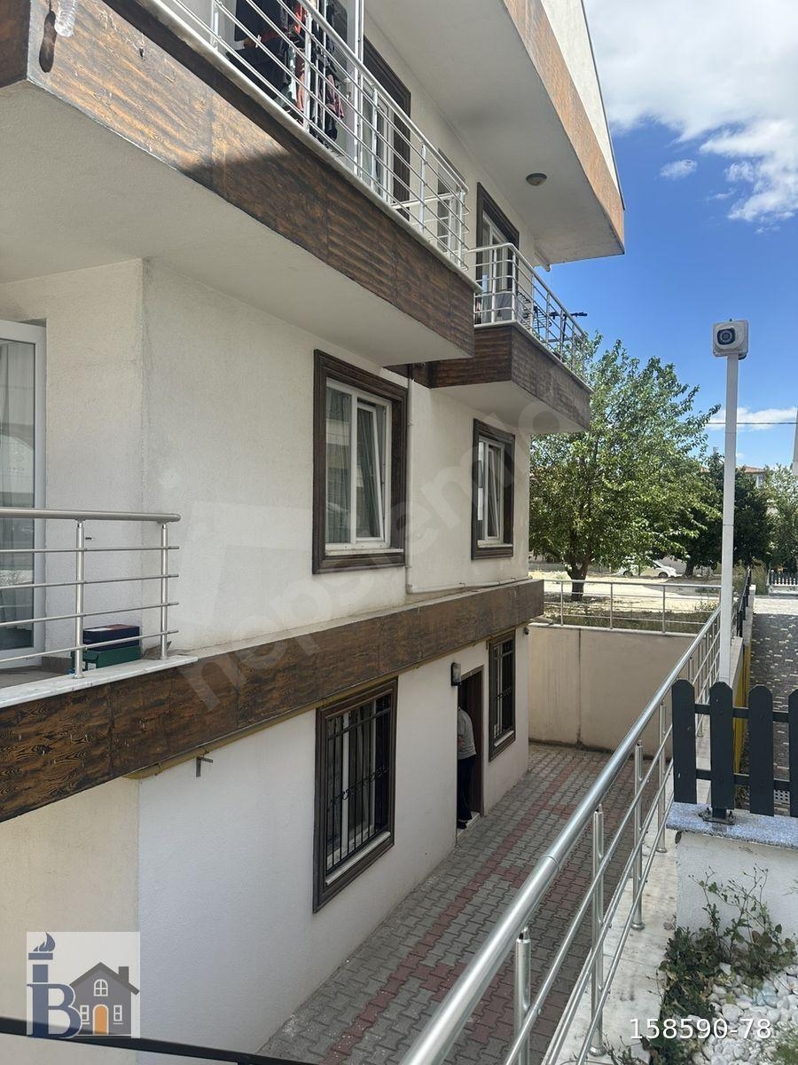 Kiralık, Fatih mahallesi eşyalı 1 + 1 40 metre² , 3 + 0 85 metre², 1 + 0 30 metre² apart daireler