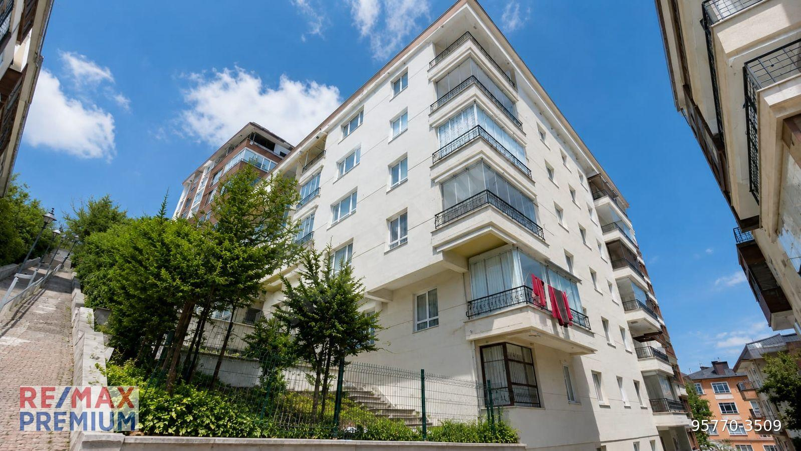 MAMAK’TA MERKEZİ KONUMDA ASANSÖRLÜ 3+1 SATILIK DAİRE