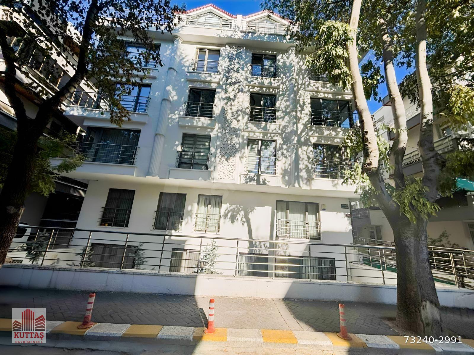 Kuttaş 'tan Bahçelievler 'de 1+1 Yeni Bina Kiralık Daire