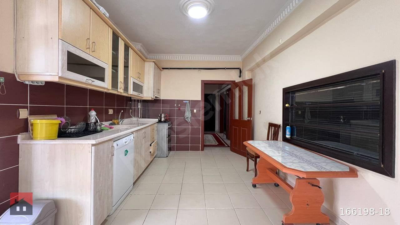 SERT GAYRİMENKUL'DEN ÇARŞI MERKEZDE 3+1 EŞYALI KİRALIK DAİRE