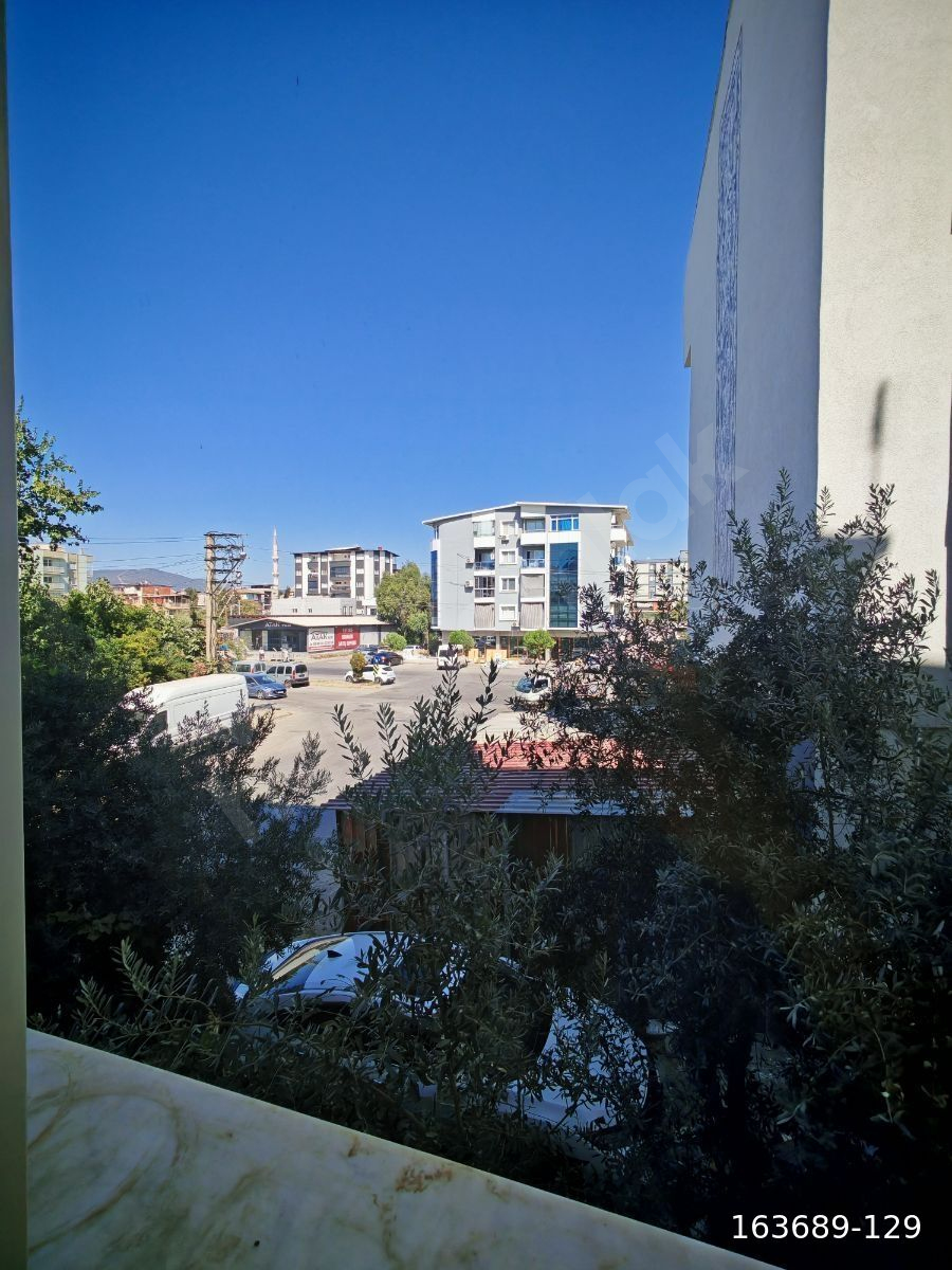 Yeşilovada Merkezi Konumda Ferah 3+1 Kiralık Doğalgazlı Daire