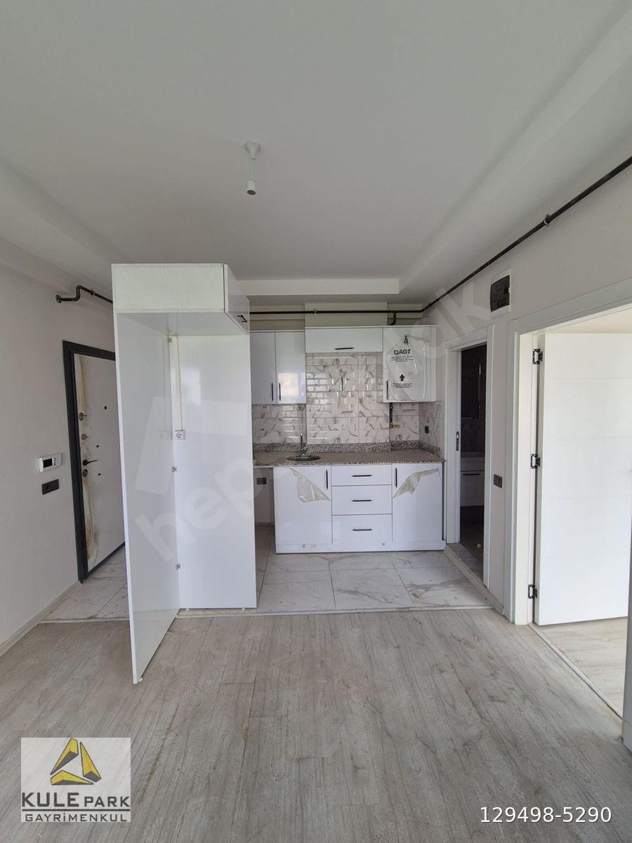 İlim Bulvar Üzeri 1+1 Teraslı ve Termosifonlu Kiralık Daire