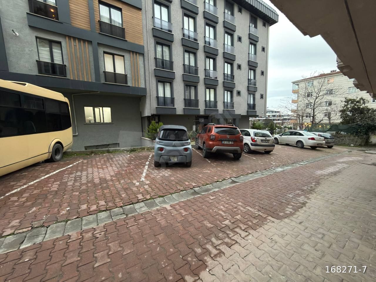 AVCILAR AMBARLI MAHALLESİNDE DENİZ MANZARALI 4+2 DUBLEKS DAİRE