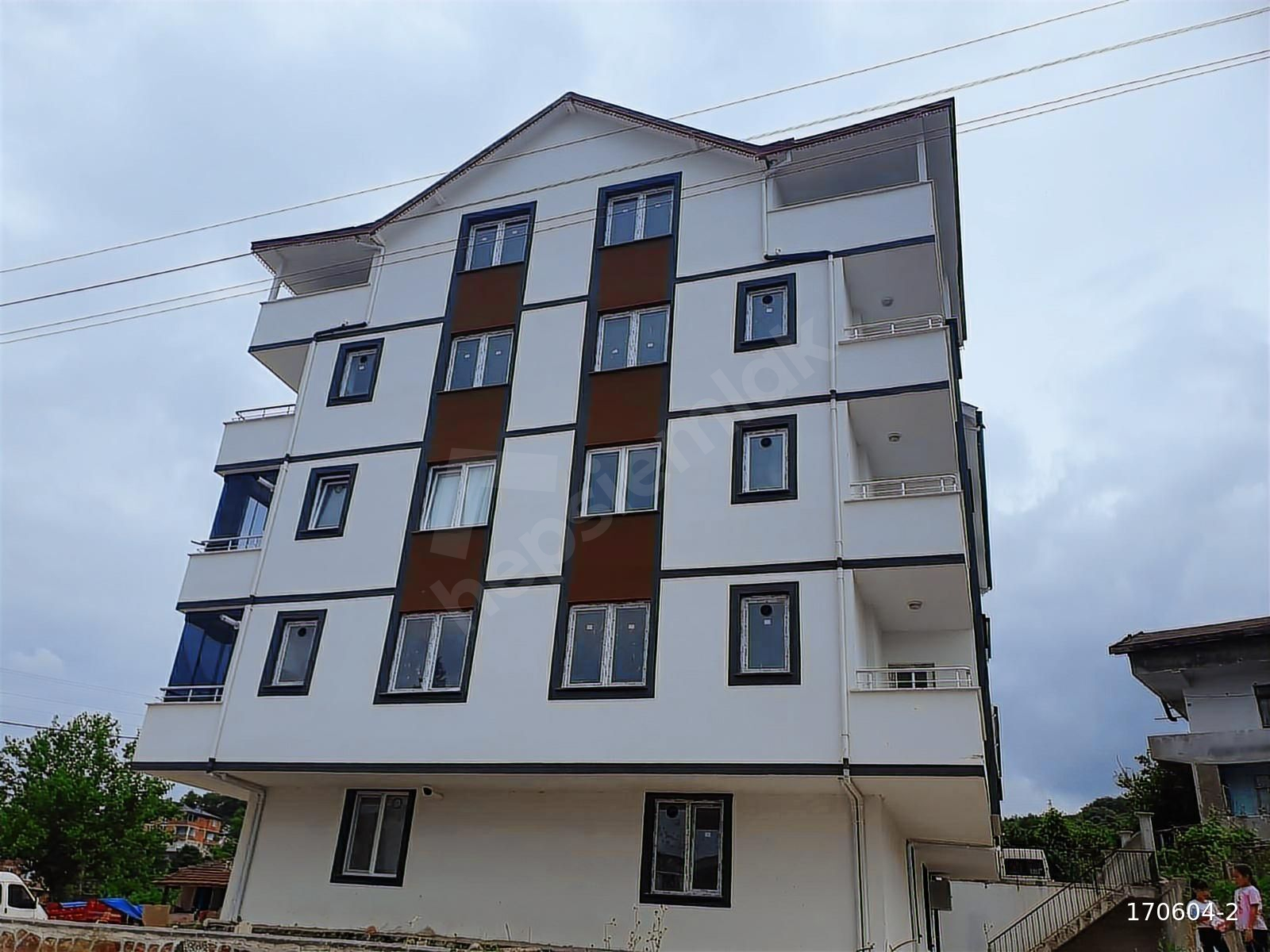 MEDESA da Deniz ve şehir manzaralı devlet hast. karşısı Dubleks