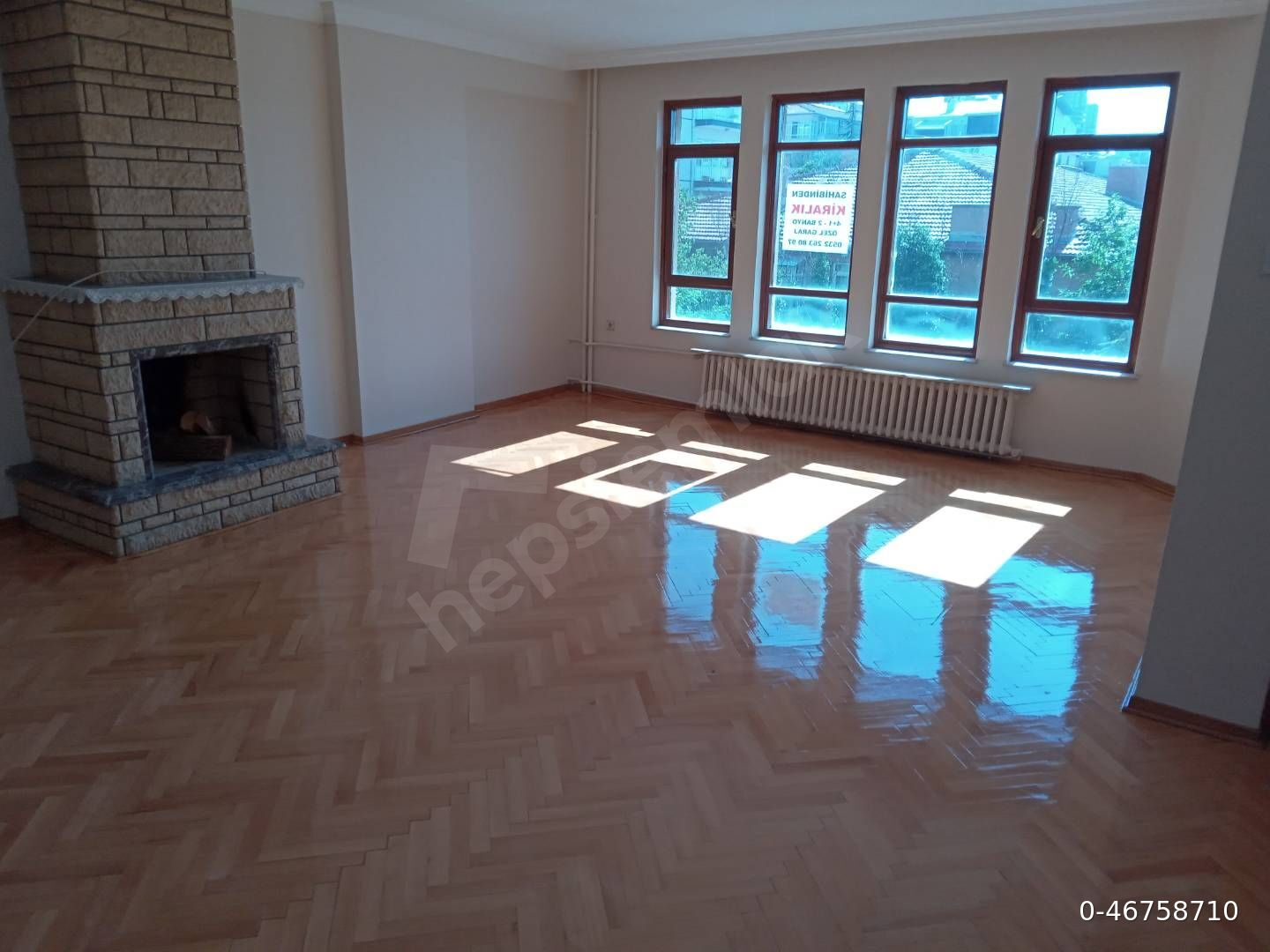 ÇANKAYA-MENEVİŞ'DE 4+1 210 m2 2 BANYO KAPALI VE AÇIK GARAJLI