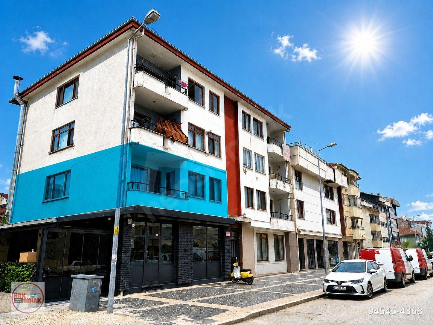 Hak Emlak'tan Şehrin Merkezinde BÜYÜK FIRSAT Satılık 3+1 Daire