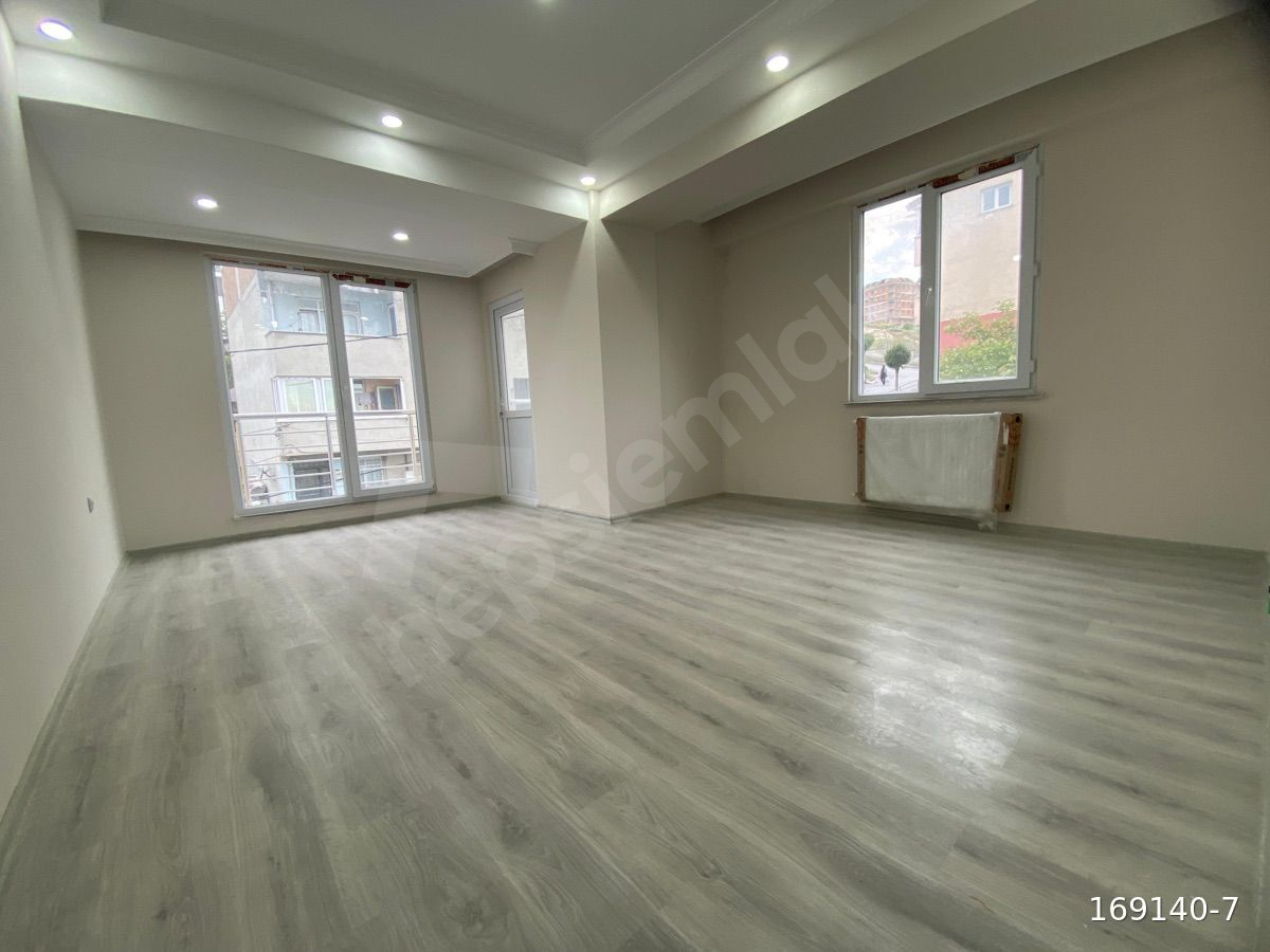 AVCILAR TAHTAKAKE DE 3+1 DAİRE