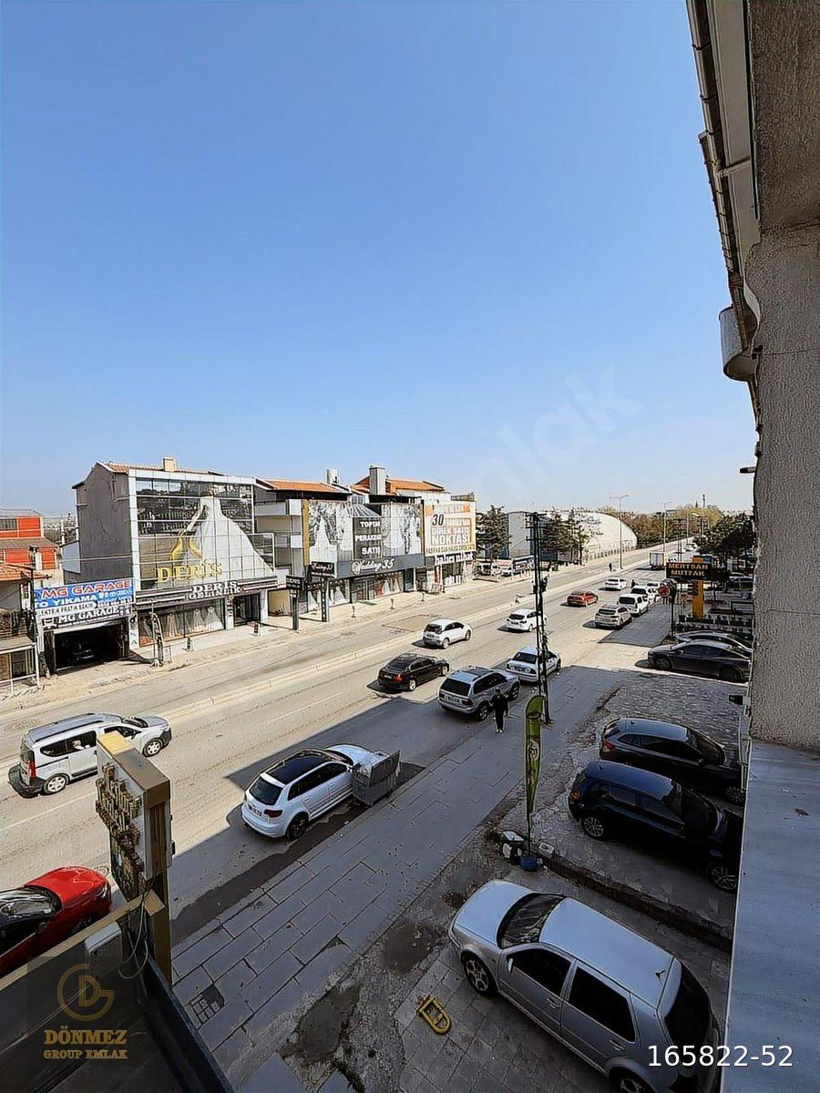 İSTASYON CADDESİ ÜZERİNDE MERKEZİ KONUMDA FIRSAT DAİRE