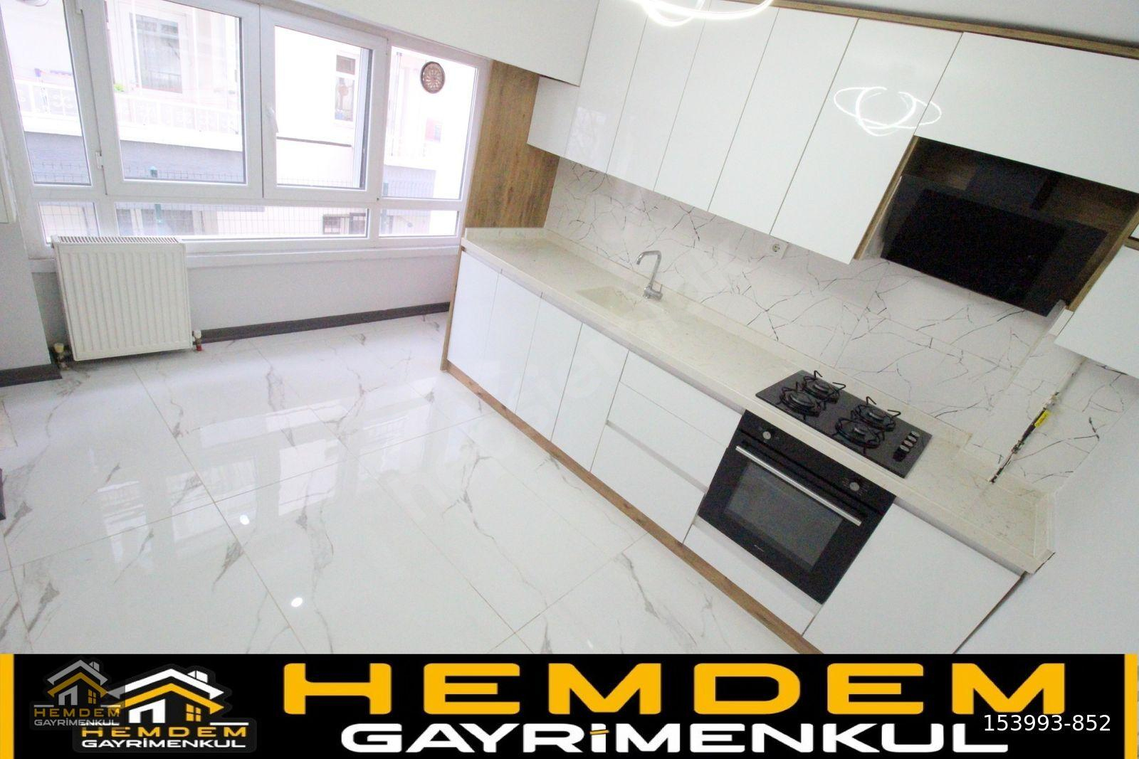 HEMDEM GAYRİMENKUL'DEN ATAKENT'TE FULL+FULL YAPILI YÜKSEK GİRİŞ KONUMUNDA 3+1 KİRALIK DAİRE