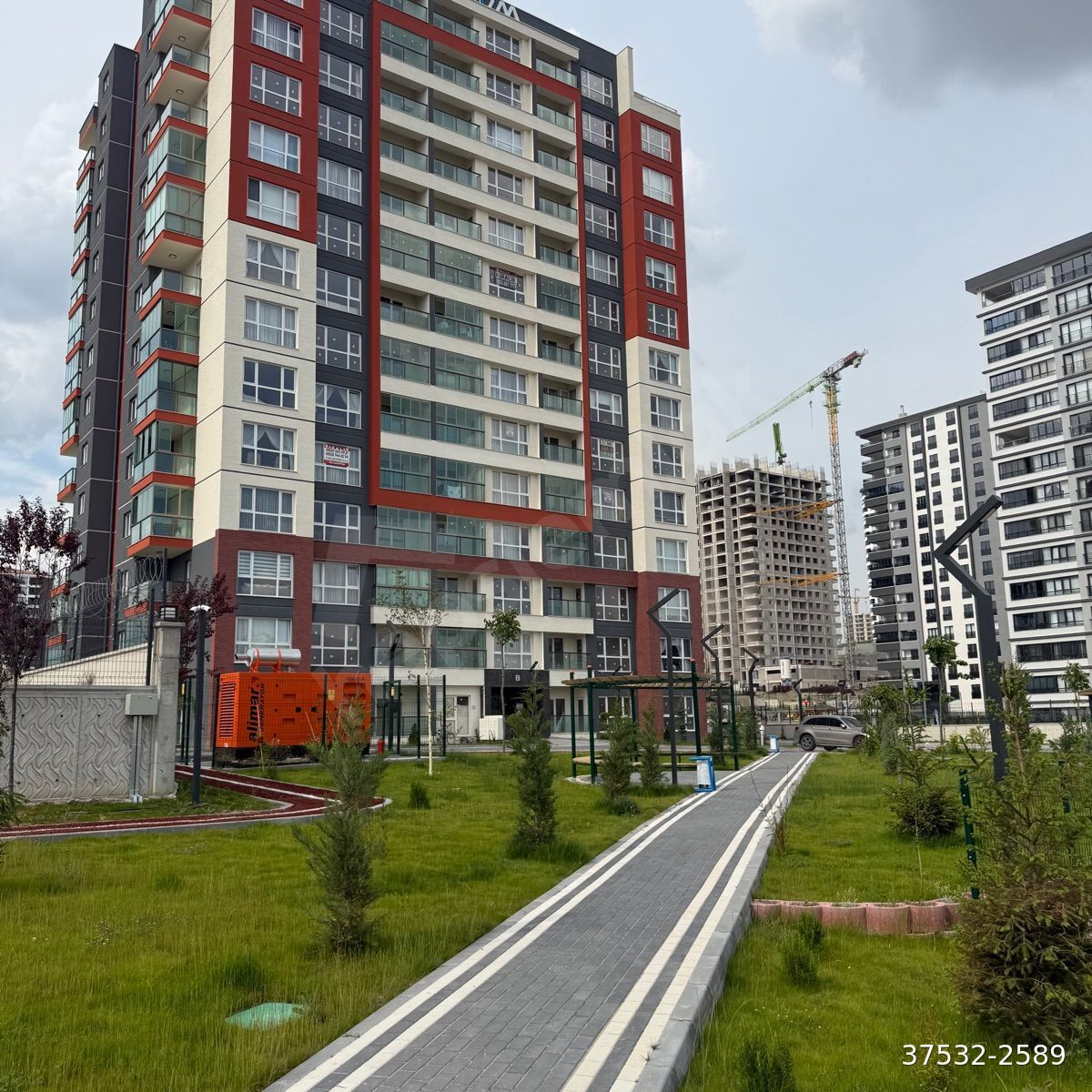CNRE DEN ASTİM PARK MODERN DE 1+1 GÜVENLİKLİ SIFIR VE SIFIR EŞYALI KİRALIK DAİRE