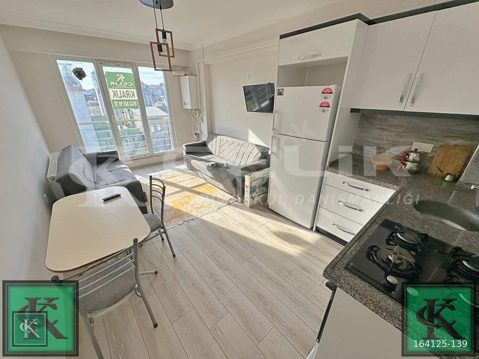 ÇELİKTEN ÇINARLI MAH 1+1 EŞYALI KİRACILI ASANSÖRLÜ SATILIK DAİRE