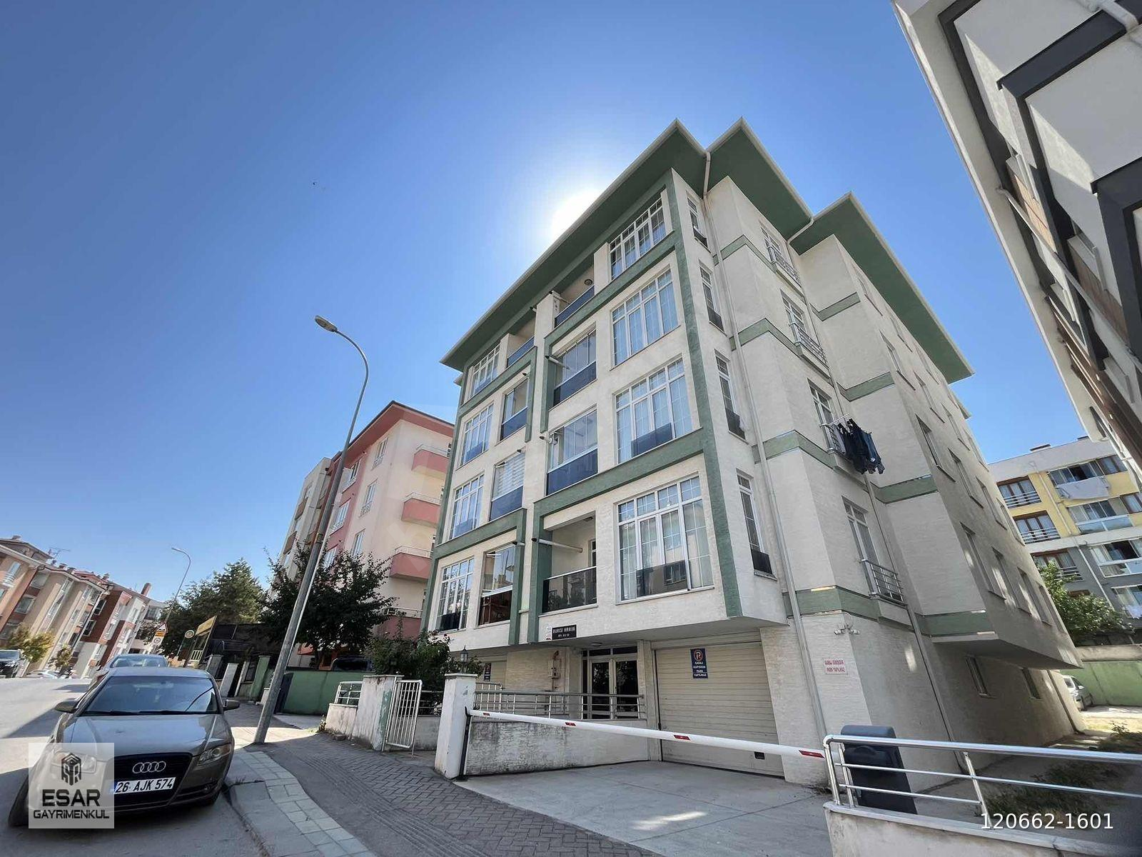 ESAR'DAN GÖZTEPE DUMLUPINAR CAD. SATILIK GENİŞ 2+1 DAİRE