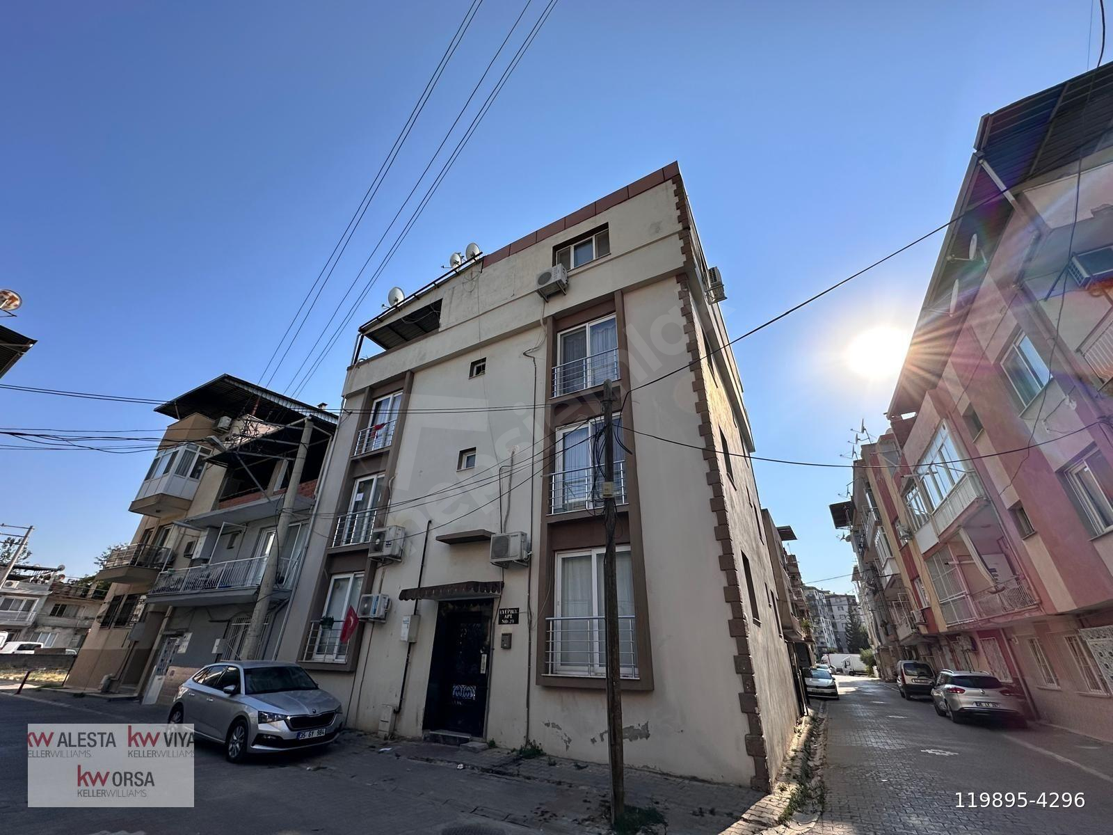 BAYRAKLI ADALET MAHALLESİNDE TERASLI FERAH 2+1 DAİRE