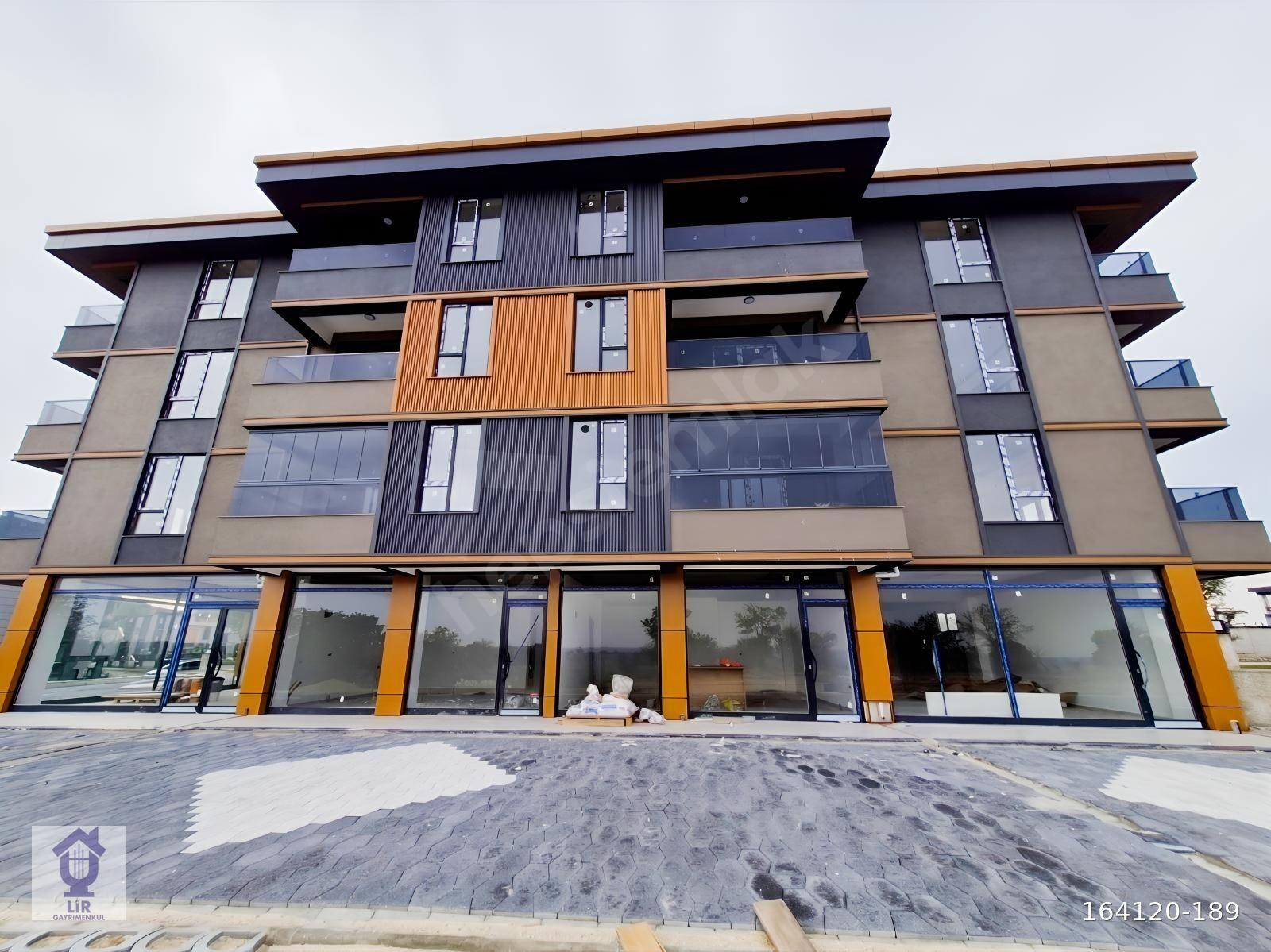 LİR DEN NUSRATİYE DE (HÜRRİYET MAH)SATILIK SIFIR 2+1 DAİRE