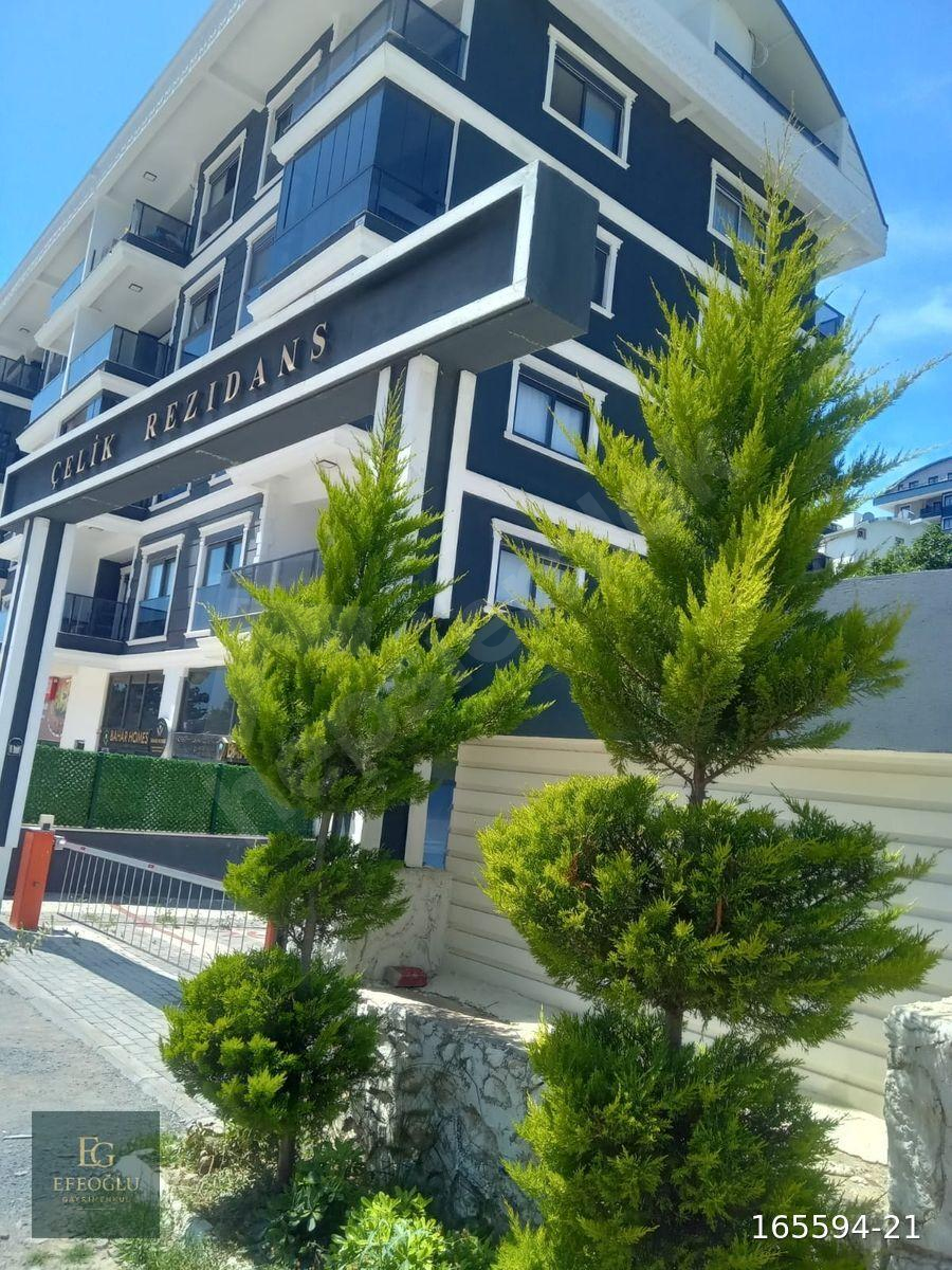 Alanya Avsallar'da Deniz Gören 5+1 Havuzlu Satılık Dublex Daire