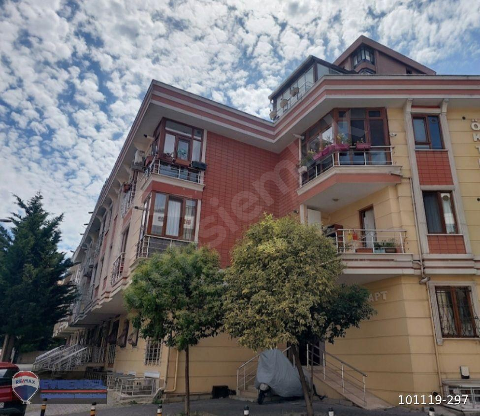 EMAAR 'a Yürüme Mesafesinde 3+2 DUBLEKS MANZARALI /TERASLI