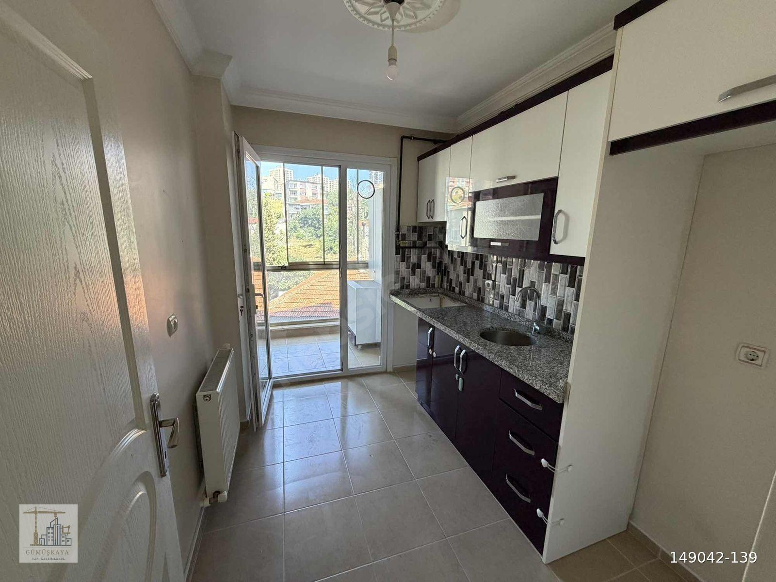 MAHMUTBEY SİTE İÇİ / 2+1 90 m² / GENİŞ FERAH ARA KAT KÖŞE DAİRE