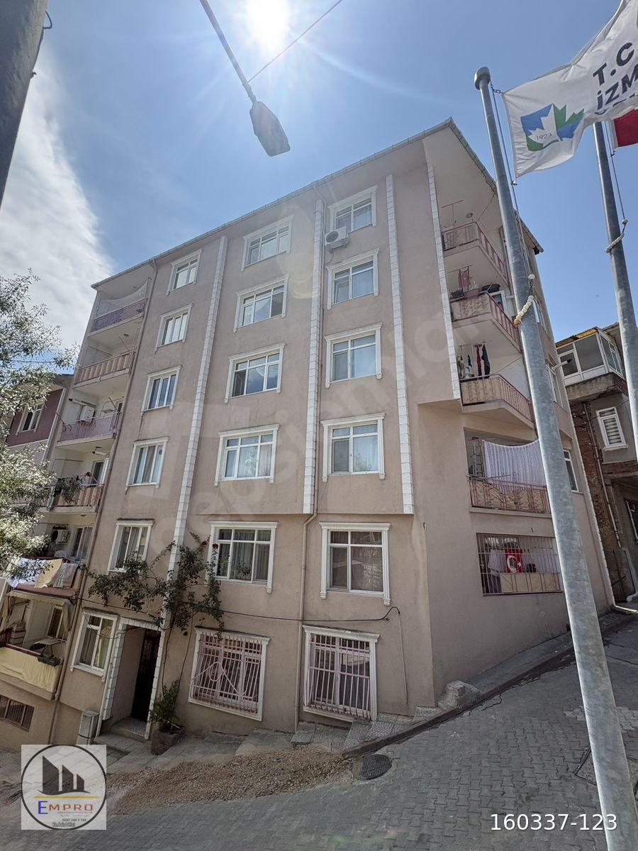 İZMİT MERKEZDE MANZARALI ARAKAT DAİRE