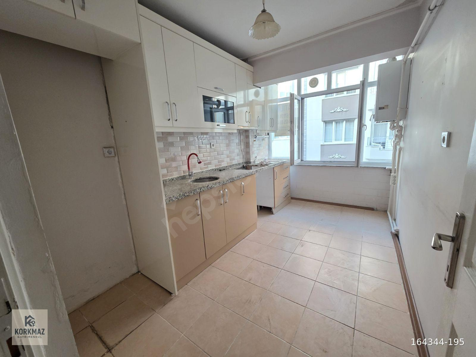 REŞADİYE MAH. ESKİ PAZARTESİ PAZARI CİV. 3+1 ARAKAT 130M² KİRALI