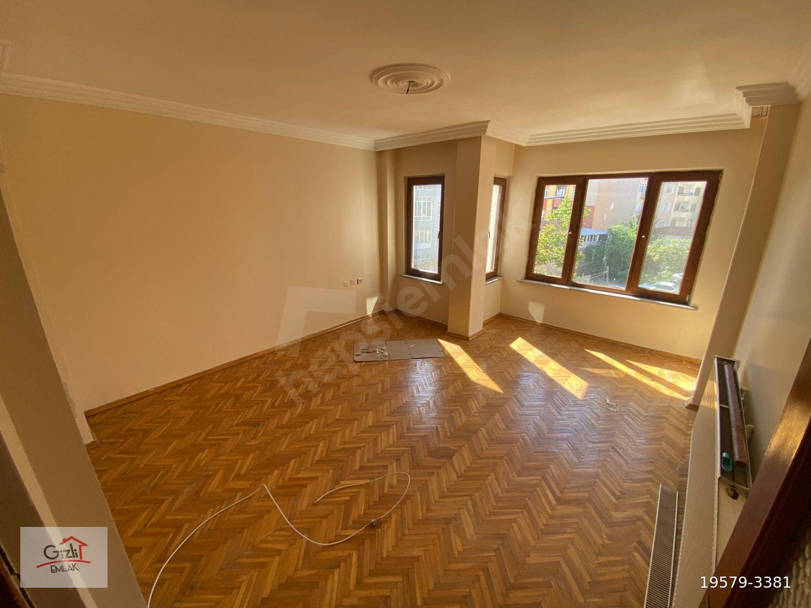 GİZLİ EMLAK'TAN ÇARŞI MERKEZİ TİNTİNPINAR CADDESİNDE 2+1 DAİRE