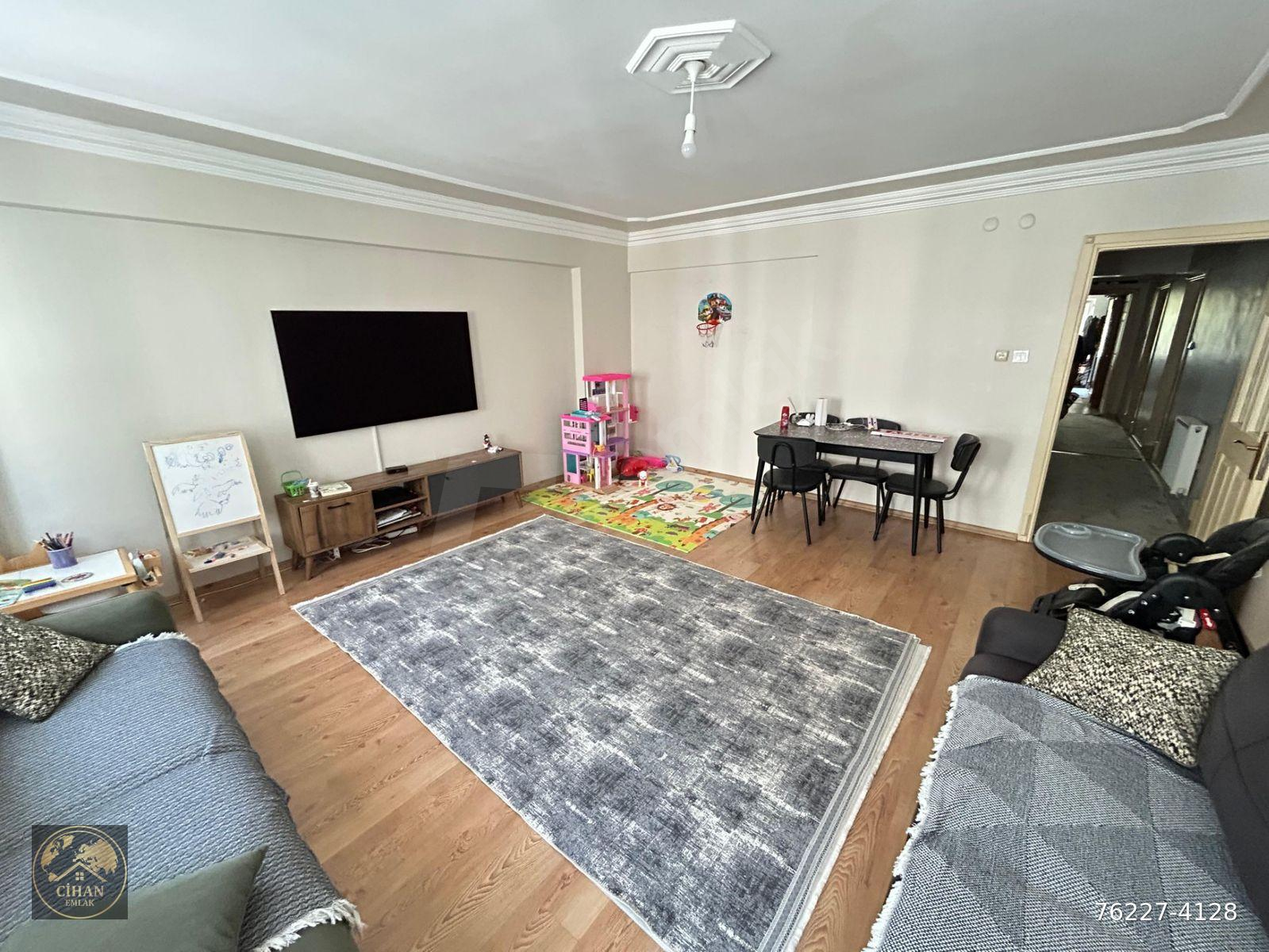 CİHAN EMLAK TAN SATILIK PAŞABAYIR MH. DE ARA KAT BALKONLU 3+1 DAİRE