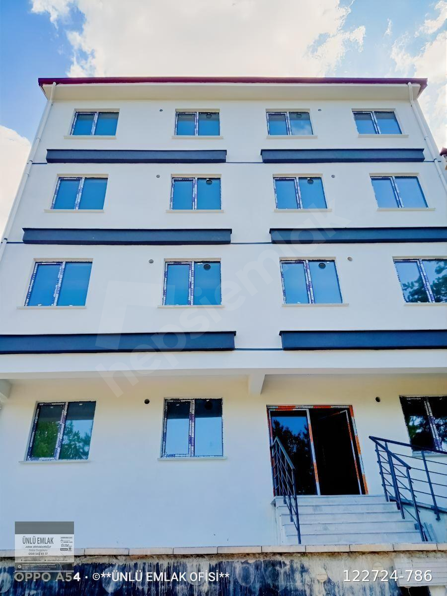 ÜNLÜ EMLAKTAN TAŞIKO KARŞISINDA MERKEZİKONUMDA SATILIK 1+1 DAİRE