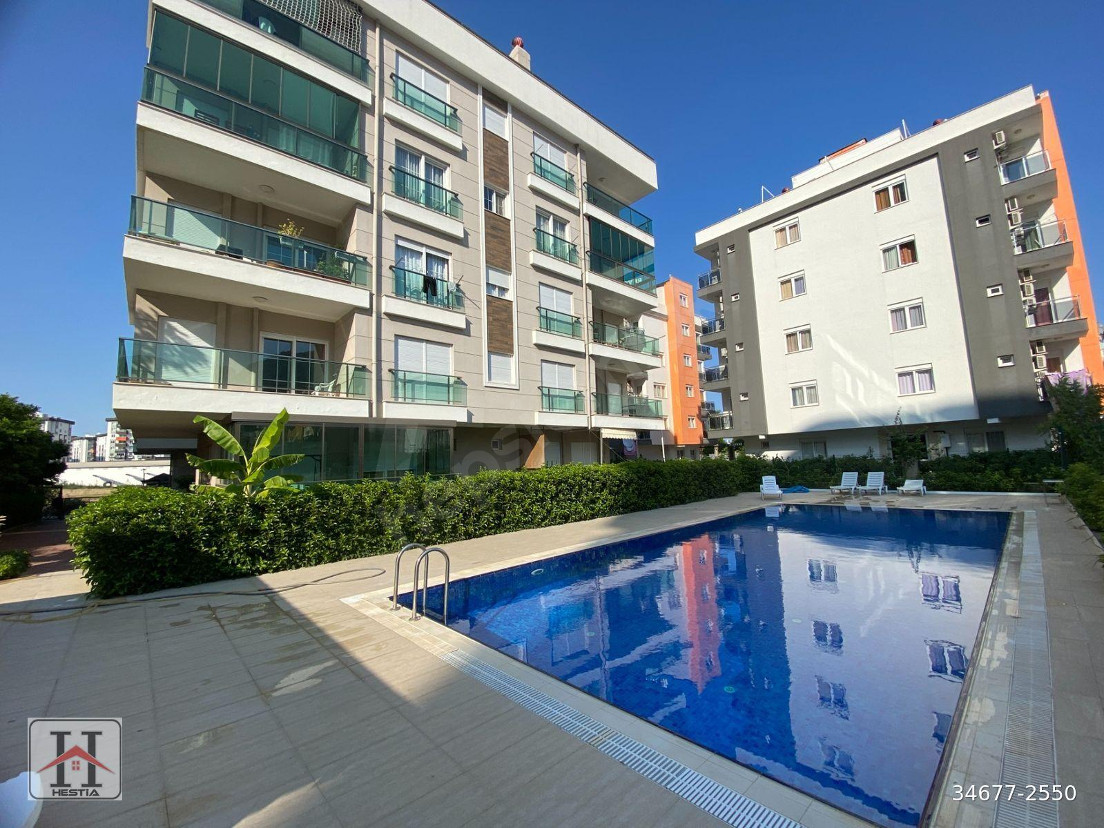 KONYAALTINDA KİRALIK 2+1 YÜZME HAVUZLU FULL EŞYALI LÜKS DAİRE