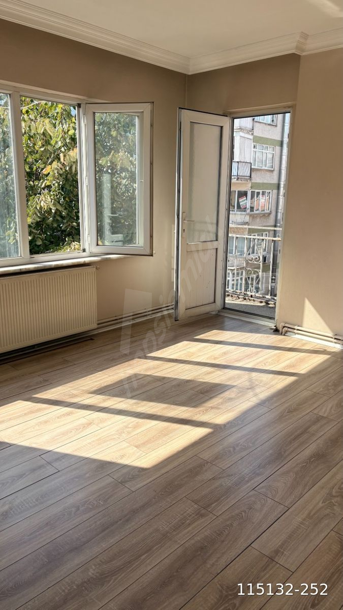 BURSA ALTIPARMAK İNTİZAM MAHALLESİNDE SATILIK 2+1 80M2 SATILIK DAİRE