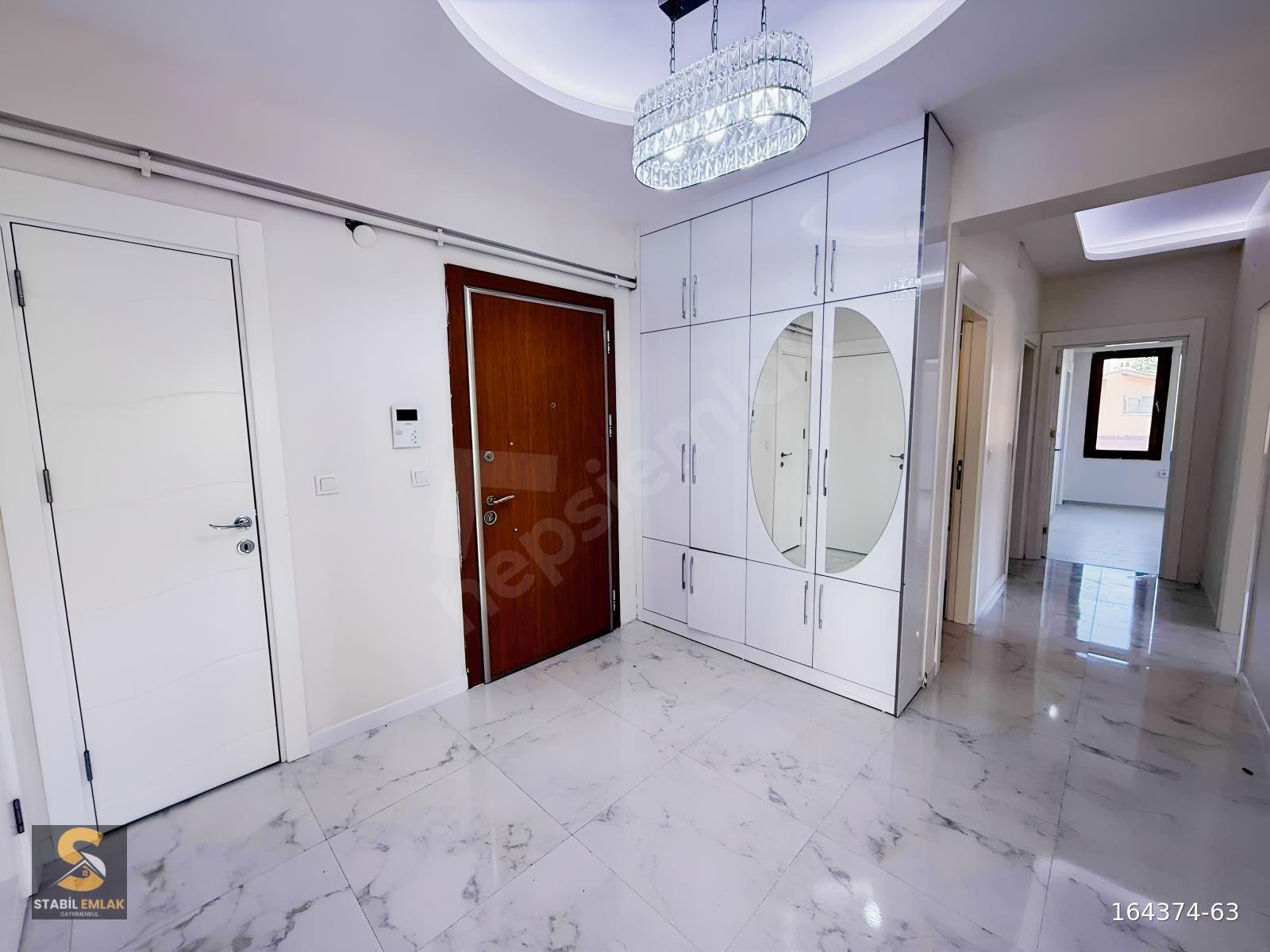 STABİL EMLAKTAN MERKEZ DE SİTE İÇERİSİNDE 3+1 SATILIK DAİRE
