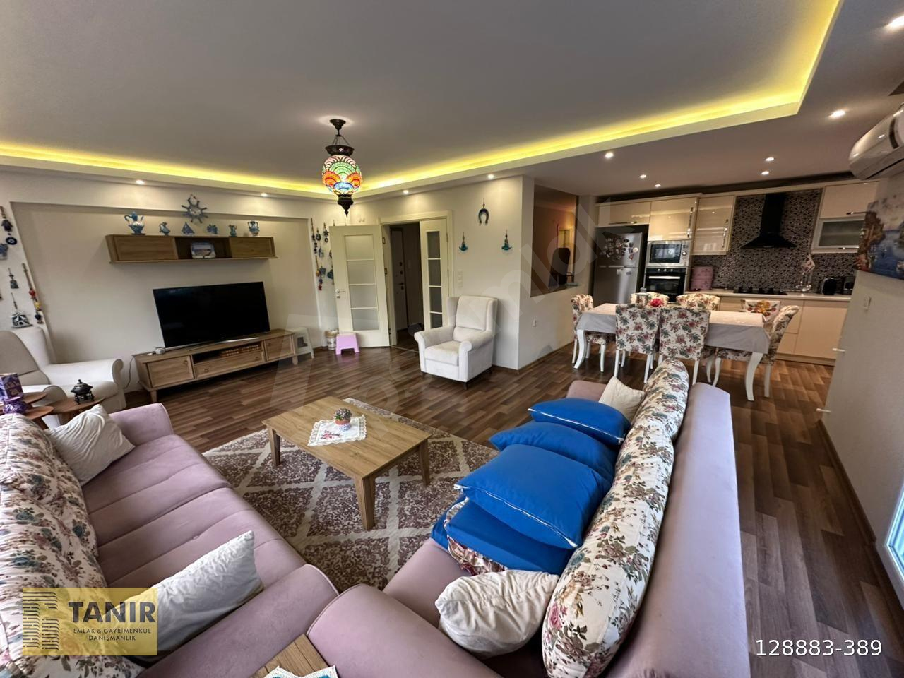 HAVUZLU GÜVENLİKLİ SİTEDE 3+1 DENİZ MANZARALI DAİRE